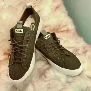 Keds Women's Olive Green Sneakers thumbnail 1