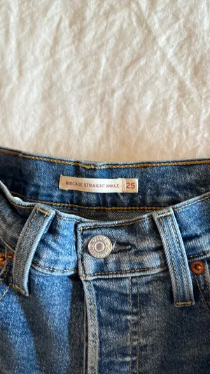 Levi’s Ribcage Straight Jeans Women’s thumbnail 2