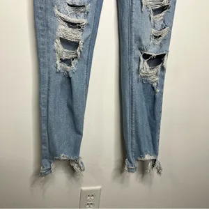 American Eagle destroyed mom jeans light wash‎ women’s size 4 long trendy casual thumbnail 3