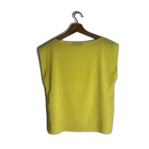 Alice + Olivia Blouse Womens Medium Yellow Sleeveless Sheer Boat Neck Top thumbnail 9