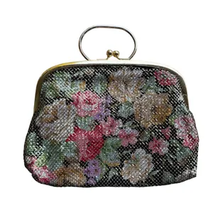 Vintage Floral Metal Mesh Evening Bag Gold Tone Kiss Lock Ring Handle Clutch thumbnail 2