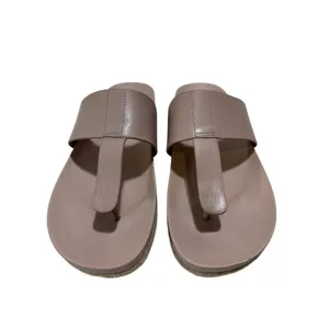 Vince Camuto VP Jazlie Leather Platform Sandals 9 GUC thumbnail 6