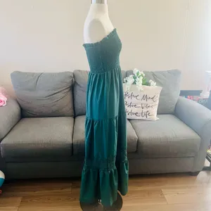 Green Strapless Ruffle Midi Dress thumbnail 6