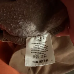 Brandy Melville Erica Sweatshirt Brown thumbnail 5