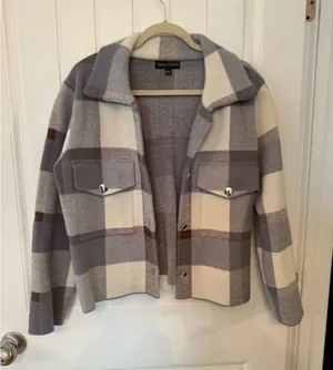 Gray Plaid Shacket Jacket Size L thumbnail 1