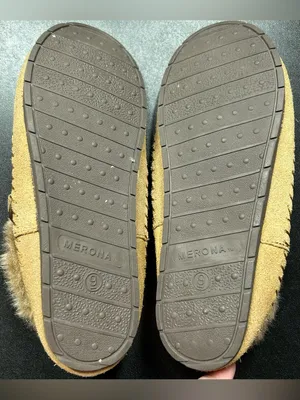 Target Merona Women’s Size 9 Faux Fur Lined Tan Suede Slippers thumbnail 6
