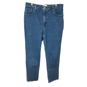 Abercrombie & Fitch The '90s Straight Ultra‎ High Rise Jeans Size 32/14R thumbnail 2