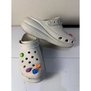Crocs Classic‎ Crush Clog Bone Women Size 10 Platform Jibbitz Charms Comfort thumbnail 2