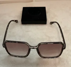 Women's Gray Tortoiseshell Square Sunglasses with Gray Gradient Lenses Brown thumbnail 1