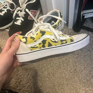 Patterned Vans Women’s thumbnail 2