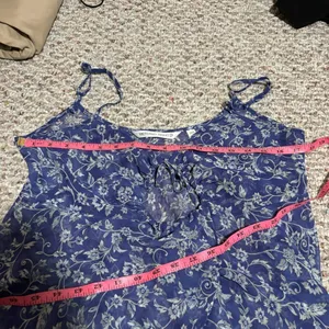 Victoria’s Secret Y2K 90s Ditsy Floral Tie Front Babydoll Top- Size Medium thumbnail 7