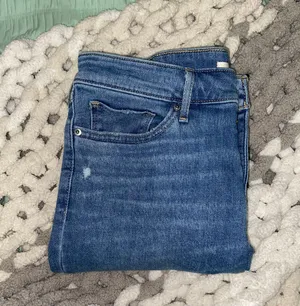 Jeans thumbnail 1