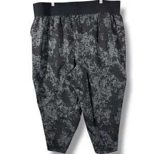 NWT Torrid Happy Camper Abstract Black Gray Print Pants 3X thumbnail 2