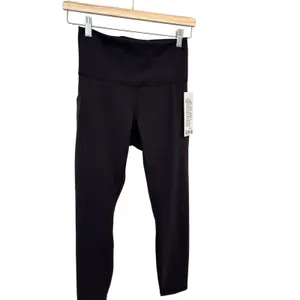 Lululemon Wunder Train HR Tight with Pockets 25"size 8 Black NWT Authentic thumbnail 6