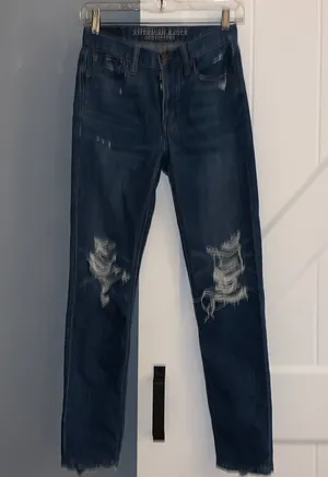 American Eagle Outfitters Vintage High-Rise Distressed Blue Jeans thumbnail 1