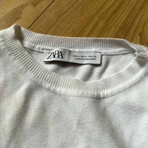 Zara cropped top thumbnail 2