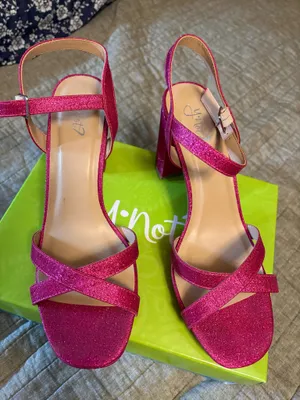 Pink sparkly heals thumbnail 2