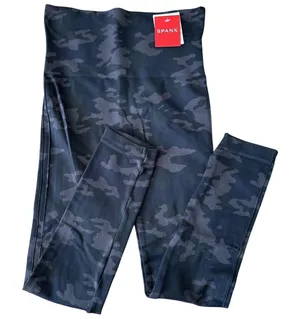 Spanx Size Small Look At Me Now Seamless Legging in Black Camo‎ NWT thumbnail 1