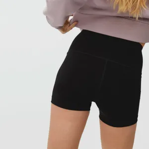 Everlane Perform Short Short Minimalist Clean Girl Loungewear Cozy Athleisure thumbnail 2