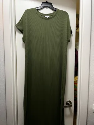 Time & Tru Ribbed Maxi Dress thumbnail 2