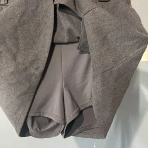 Hollister-co Women's Black and Grey Skirt thumbnail 5