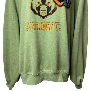 UO Michigan Varsity Patch Crew Neck Oversized Sweatshirt Collegiate Preppy M‎ thumbnail 4
