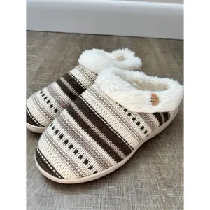 Aerosoles Memory Foam Fur Lined Fair Isle Knit Slippers Womens Medium 6.5 7 7.5 thumbnail 4