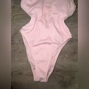 Stoney Clover Lane x Target pink ribbed Henley one piece swimsuit NWOT XSMALL thumbnail 3