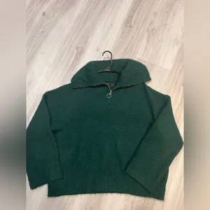 Asos. NWOT Emerald‎ Green Women's Sweater thumbnail 6