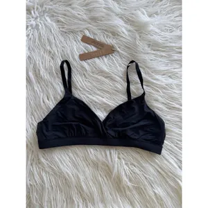 Skims Fits Everybody Crossover Bralette Onyx Size Medium thumbnail 2