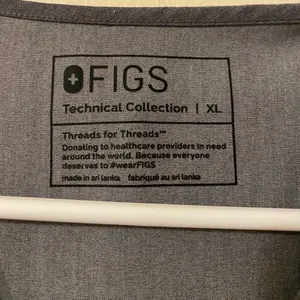 Womens FIGS Casma FW1100 Gray 2-Pocket Short Sleeve Scrub Top Size Large‎ thumbnail 3