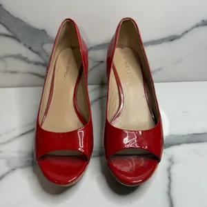 Via Spiga Women's Red Patent Leather Cork Platform Peeptoe Heels Sz 9.5 FLAW thumbnail 2