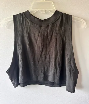 Lululemon Tank thumbnail 1