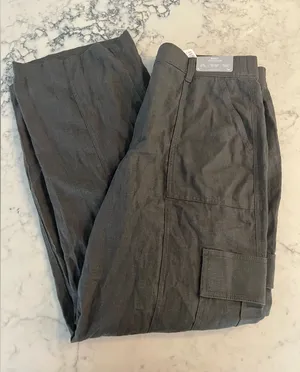 New Hollister Women’s Linen Blend Ultra High Rise Grey Cargo Pants Size XL thumbnail 1