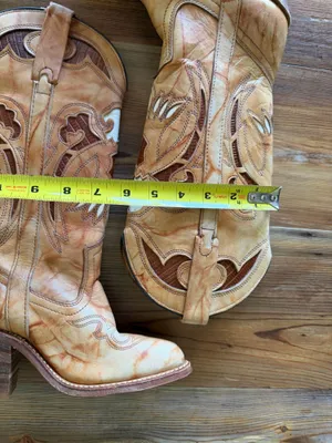 Miss Capezio Vintage Women's Eagle Inlay Leather Stacked Heel Boot Size 5 #26710 thumbnail 10