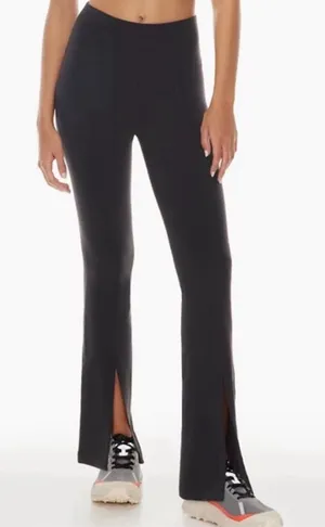 TNA action split‎ flare legging high rise XS Aritzia Black thumbnail 1