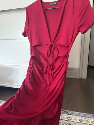 Red front tie ruched mini dress Size M thumbnail 3