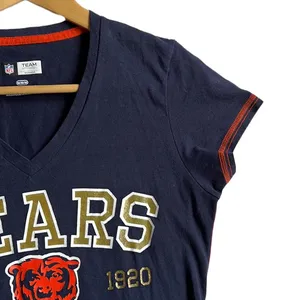 NFL Team Apparel Bears‎ Women's Graphic Tee Shirt Size Medium thumbnail 2