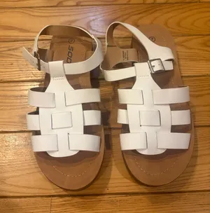 Soda Size 7 White Strappy Woven Fisherman Buckle Sandals thumbnail 1