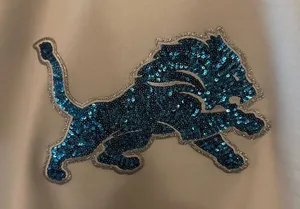 Detroit Lions sweatshirt! NFL white sequin bedazzled logo crewneck size large! thumbnail 2