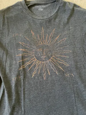 American Eagle Outfitters Graphic T thumbnail 1
