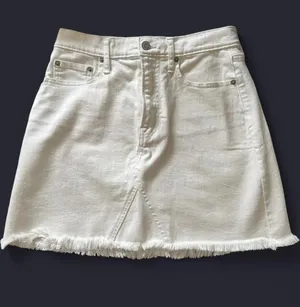 Gap Skirt Women’s 2 thumbnail 1