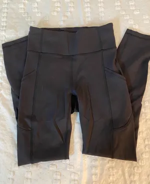 Lululemon Leggings With Pockets thumbnail 1