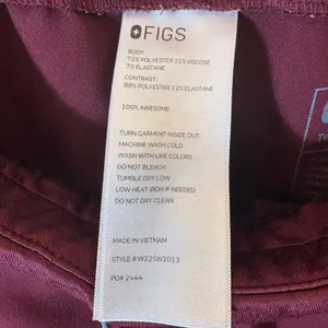 FIGS Technical‎ Collection High Waisted Yola Skinny Scrub Pants in Burgundy S thumbnail 6