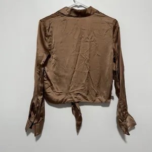 Wilfred Aritzia NWT Tie Front Saville Brown Button Front Blouse Top Size XS thumbnail 3