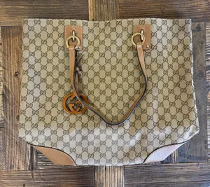 Gucci Beige GG Supreme Canvas Tote with Tan Leather Handles and Gold Hardware thumbnail 1