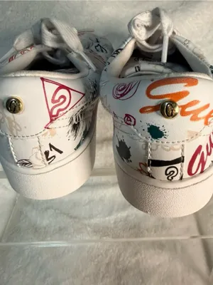 GUESS White Sneakers with Multicolor Graffiti Accents women thumbnail 7