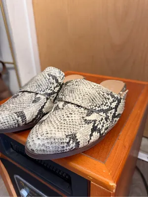 Franco Sarto Women’s Snakeskin Print Mule Loafers - Slip-On Flats. Size: 7 thumbnail 5