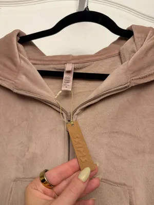 NWT Skims Velour Hoodie  thumbnail 3