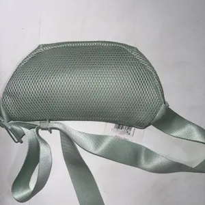 GAIAM Crossbody Belt Bag‎ Adjustable Microfiber Mint/Green Waist Fanny Pack NWT thumbnail 7
